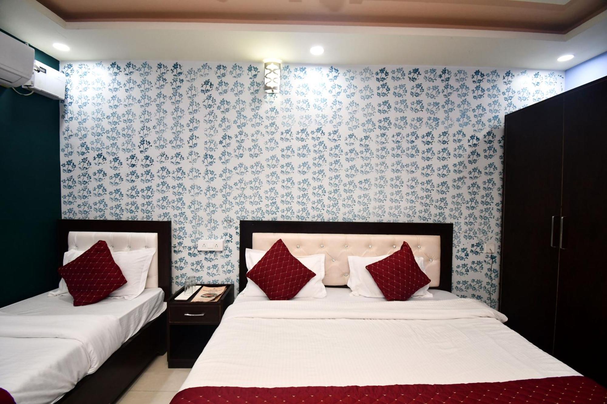 Hotel Dev Bhoomi Inn Rishikesh Exterior photo